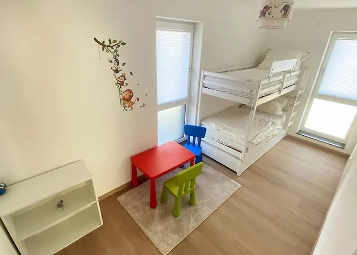 Strahlende Erdgeschoss-wohnung Im Neubau Naehe Legoland Lejlighed Ichenhausen
