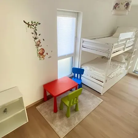Strahlende Erdgeschoss-wohnung Im Neubau Naehe Legoland Apartment Ichenhausen