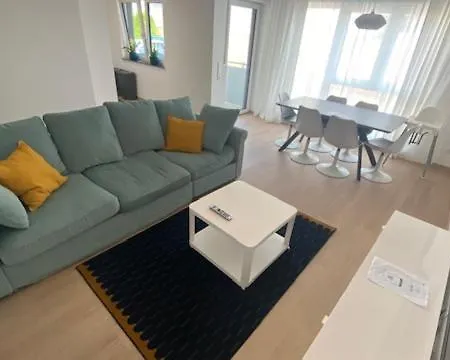 アパート Strahlende Erdgeschoss-wohnung Im Neubau Naehe Legoland